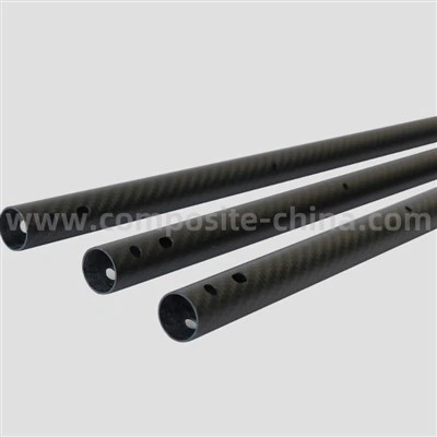 Tube en fibre de carbone
